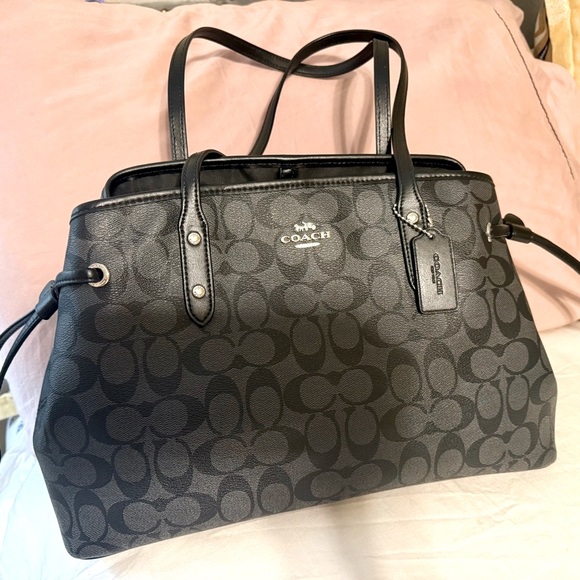 Coach Black Signature Tote - Picture 1 of 7